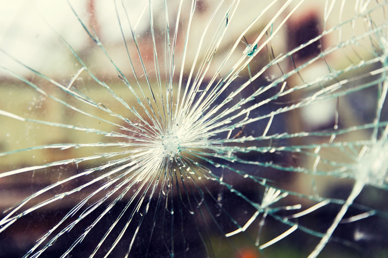 Why Replacing a Damaged Windshield is Important