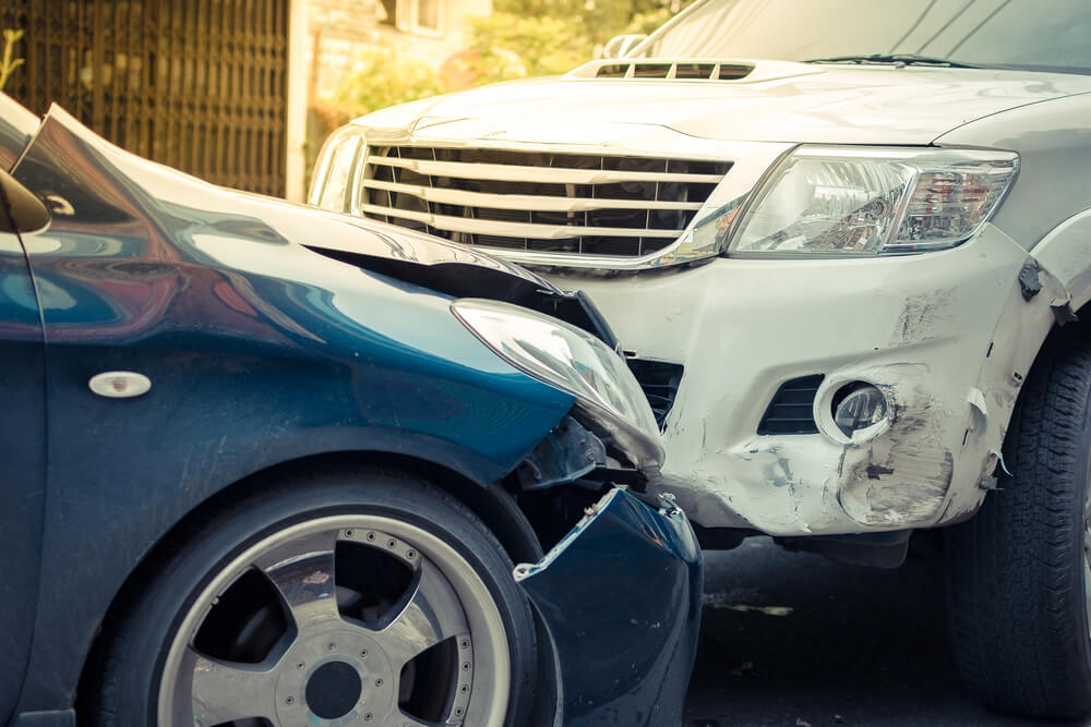 How to Decide Between Comprehensive and Collision Insurance?